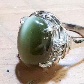 緑色のリング